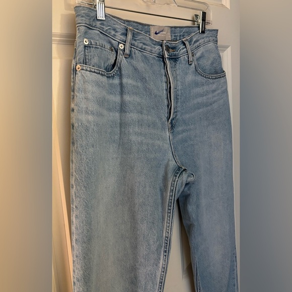 Everlane 90s Cheeky High Rise Straight Leg Jeans in Light Blue Wash, Size 29 - Picture 2 of 11